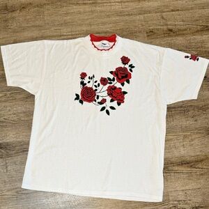 Vintage Tshirt  Mock Neck Red Roses Women’s 2XL Made In USA